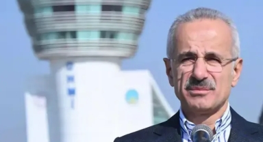 Bakan Uraloğlu: İstanbul-Şam uçuşları başladı