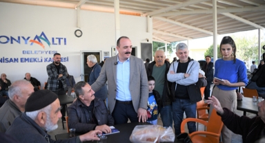 Başkan Kotan emeklilerle bir arada