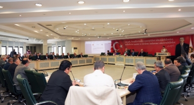 Başkan Özçelik'ten Balıkçı Barınağı açıklaması