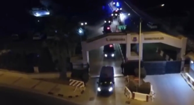DEAŞ'a darbe: 17 ilde 42 şüpheli yakalandı