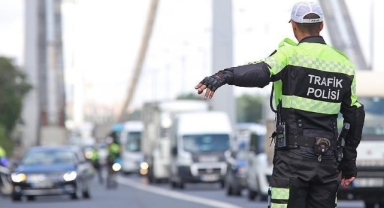 Denetimlerde 72 araç trafikten men edildi
