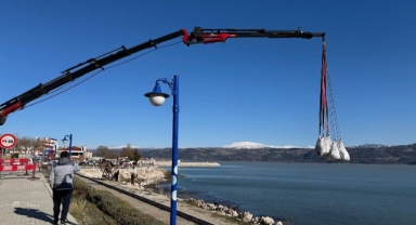 Eğirdir Gölü'nde alg patlaması