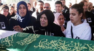 Eski eşinin ateşe verdiği Pınar, toprağa verildi