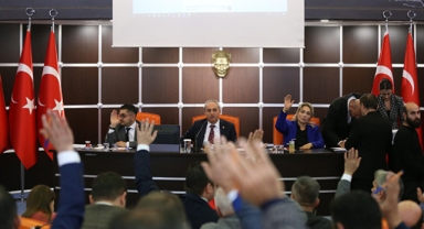 Ferdi Tayfur’un adı Kepez’de yaşayacak