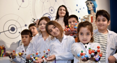 Minikler üreterek öğreniyor