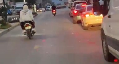 Oyuncak tabancayla korku saçtılar