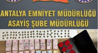 Sahte altın satıcıları tutuklandı