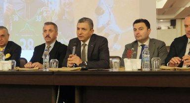 Vali Şahin Kemer'de 