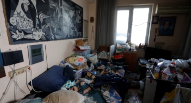 2 kamyon çöp çıktı