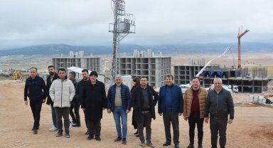 AK Parti heyetinden TOKİ inşatlarına inceleme