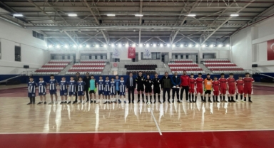 Aksu’da futsal heyecanı başladı