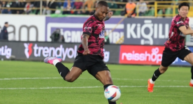 Alanyaspor’da yıldız ayrılığı