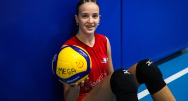 'Altın harflerle yazdırmak istiyorum'
