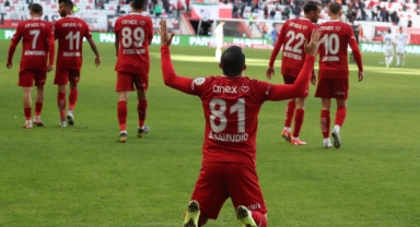 Antalyaspor'dan kritik galibiyet