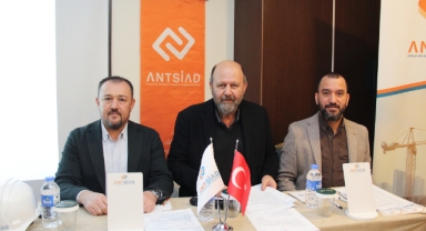 ANTSİAD Yönetim Kurulu yenilendi
