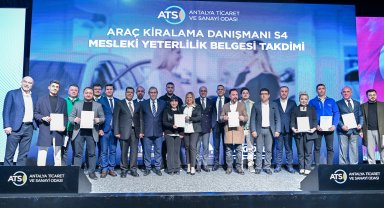 Araç kiralamada ilk yeterlilik belgeleri verildi