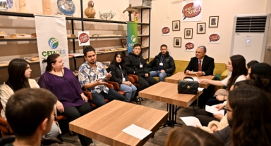 Kahve eşliğinde İngilizce pratiği