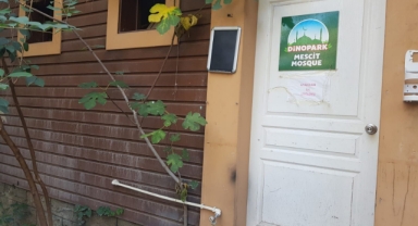 Kapatılıp kapısı zincirlendi