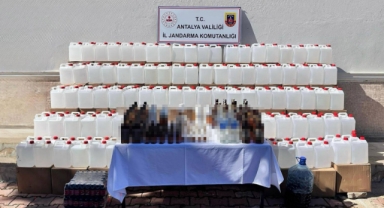 Kepez'de sahte alkol baskını