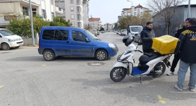 Kontrolsüz kavşakta kaza