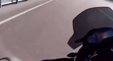 Motosiklet kazası kask kamerasında