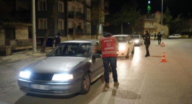 Sürücülere ceza kesildi