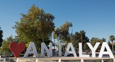 Tarih, turizm ve İslam kenti Antalya