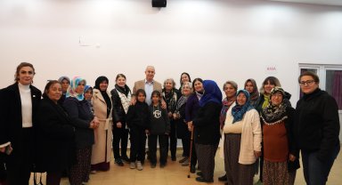 Toslak'ta vatandaşlarla buluştu