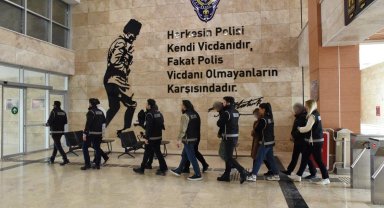 4 dolandırıcılık şüphelisi tutuklandı