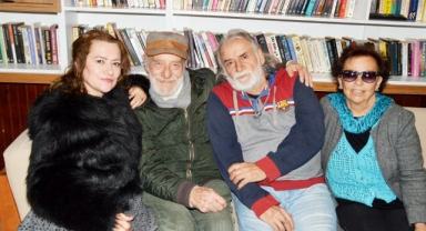Ahmet Mekin'e sevgi çemberi