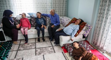 ALS hastası 4 kardeş yardım eli bekliyor