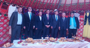Antalya’da Nevruz coşkuyla kutlandı