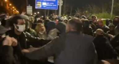 AÜ'de öğrenciler ve polis arasında gerilim: 5 gözaltı