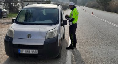Dronlu trafik denetimi