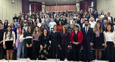 ‘Fikirler ve Liderler’ konferansta buluştu 