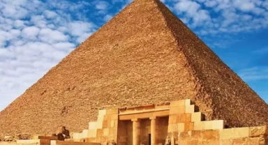 Giza Piramitleri'nin altında dev yapı keşfi