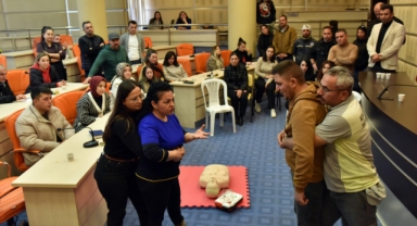 İlk yardım eğitimi