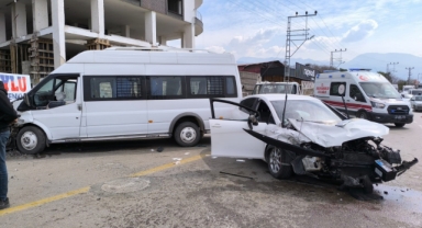 Kazada 5 kişi yaralandı