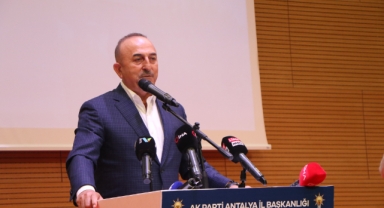 Mevlüt Çavuşoğlu'ndan Alanya-Antalya otoban projesi müjdesi