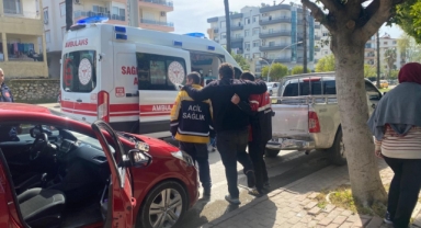 Motokurye kazada yaralandı