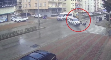 Motosiklet sürücüsü yola savruldu