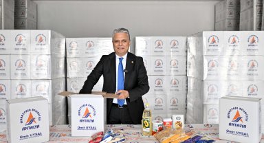 Muratpaşa ramazanda ihtiyaç sahiplerine el uzattı