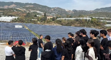Öğrenciler enerji üretimini izledi