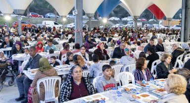 Sarılar'da iftar sofrası kuruldu