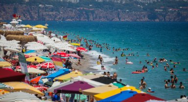 'Savaşlar sona ererse Antalya 20 milyon turist hedefine ulaşabilir'