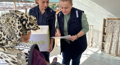 Serik'ten ramazanda koli desteği