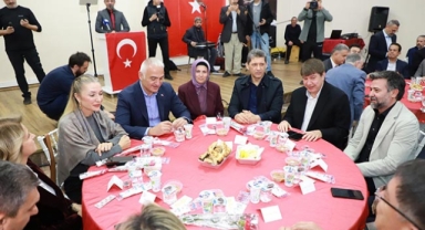 Türel, Bakan’ın iftarına katıldı 