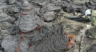 USGS, Kilauea Yanardağı'nın görüntülerini paylaştı