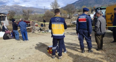 Yem karma makinesine düştü... Hayatını kaybetti