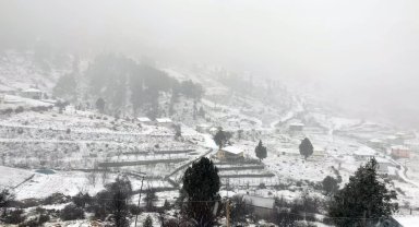 Yüksek kesimlere kar yağdı